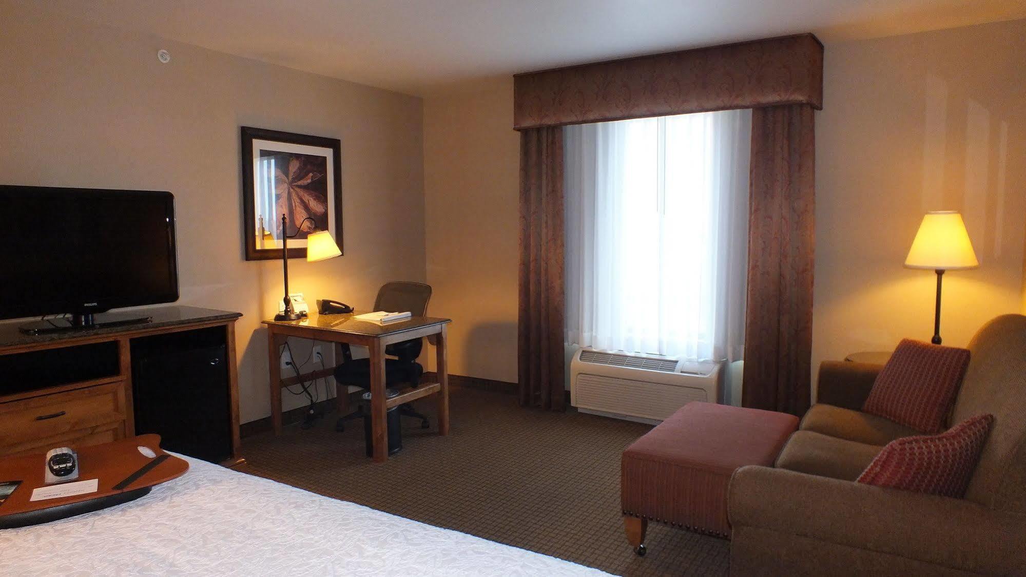 Hampton Inn&Suites Buffalo Exterior foto